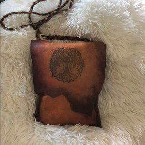 Handmade leather crossbody bag 7x8
